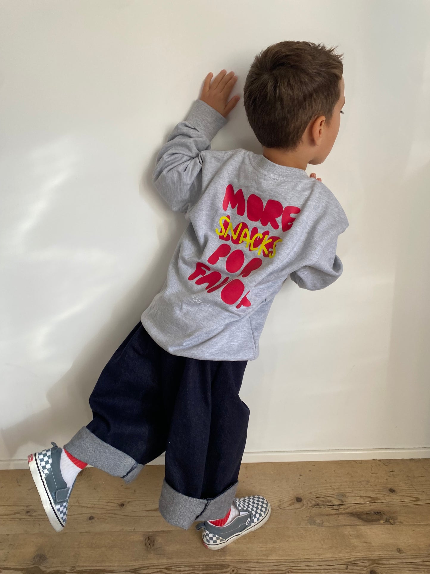 Felpa more snacks grigia