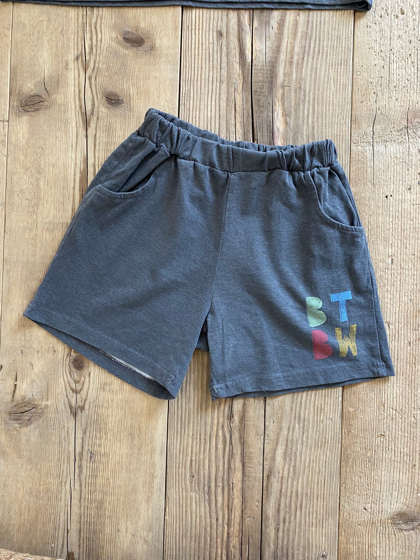 Shorts wild