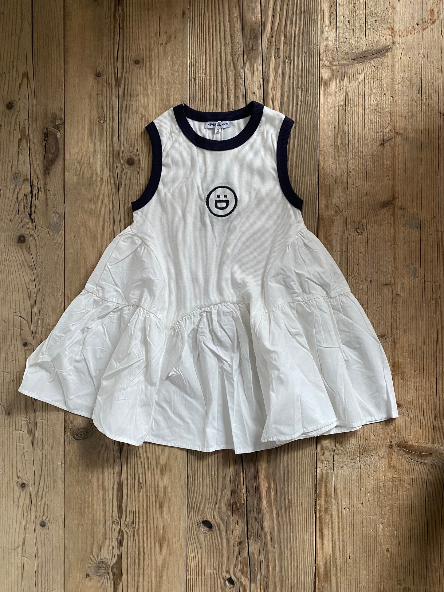 Vestito a contrasto bianco